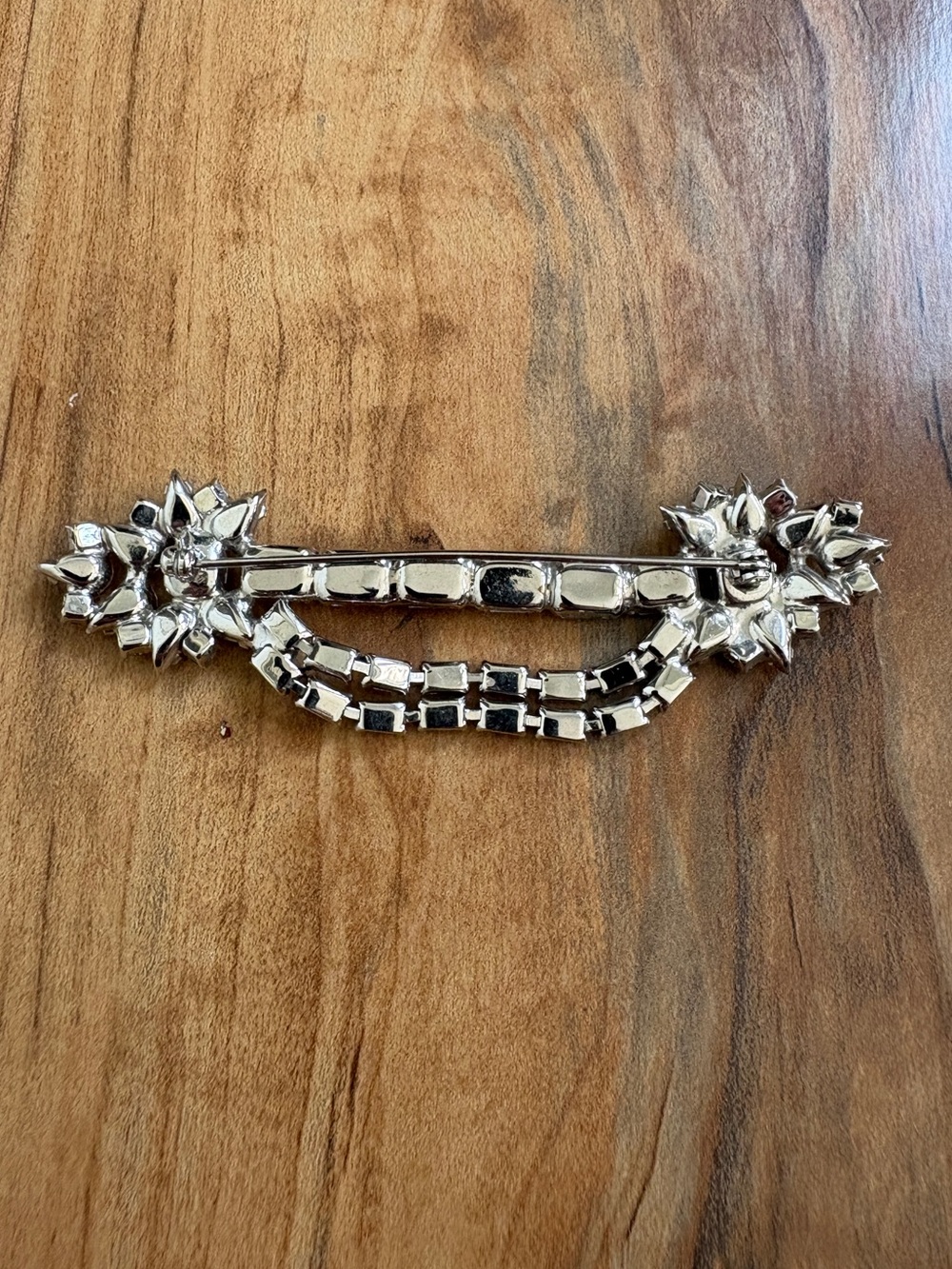 Long Rhinestone Brooch - Picture 3 of 3